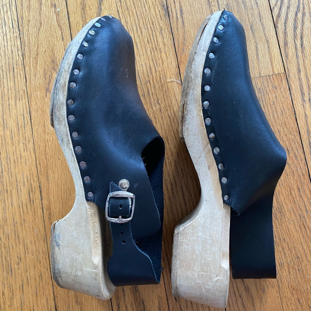 Black Leather Mules with Wooden Heel - Picture 5 of 6